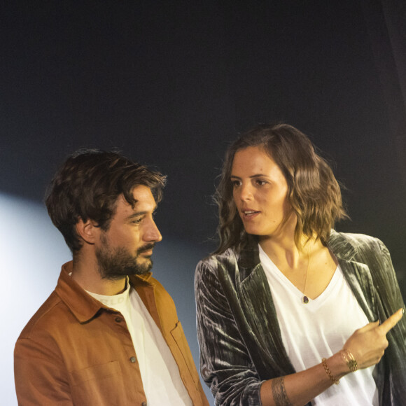 Exclusif - Jeremy Frerot et sa femme Laure Manaudou - Backstage - Enregistrement de l'émission "La Chanson secrète 11" à Paris, diffusée le 24 juin sur TF1.  © Cyril Moreau / Bestimage 