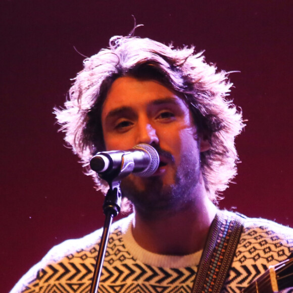 Jérémy Frérot (du groupe Fréro Delavega) - Soirée de gala au profit de l'association "Sport dans la ville" au palais de la mutualité à Paris le 30 novembre 2015. © CVS / Bestimage