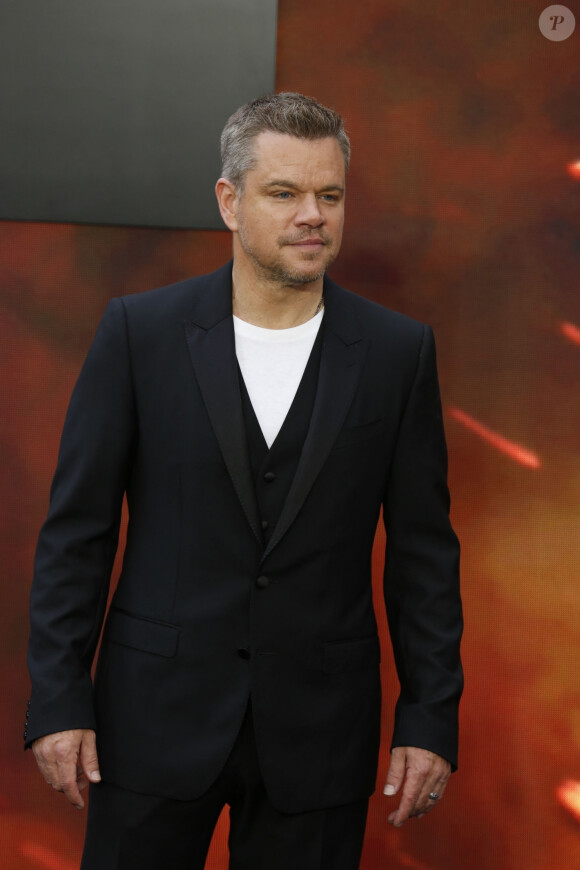 Réalisé par Ang Lee (L'Odyssée de Pi), le film devenu un phénomène met en scène une relation amoureuse entre deux hommes, dans les années 60 et 70, mais Matt Damon n'en fait pas partie.
Matt Damon à Londres