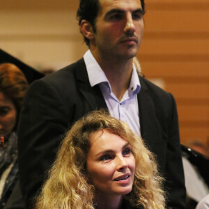 Exclusif - Claire Keim et Jean-Jo Marmouyet - Les associations "Actions pour l'autisme Asperger" et "A l'emploi Autisme Asper" organisent une grande soirée dans le but de "mieux intégrer" les personnes autistes atteintes du syndrome d'Asperger. L'actrice Claire Keim et le rugbyman Jean-Jo Marmouyet parraineront la soirée et les spectateurs pourront apprécier un récital au piano de William Théviot à Bayonne, France, le 10 novembre 2016. © Patrick Bernard- Christophe de Prada/Bestimage