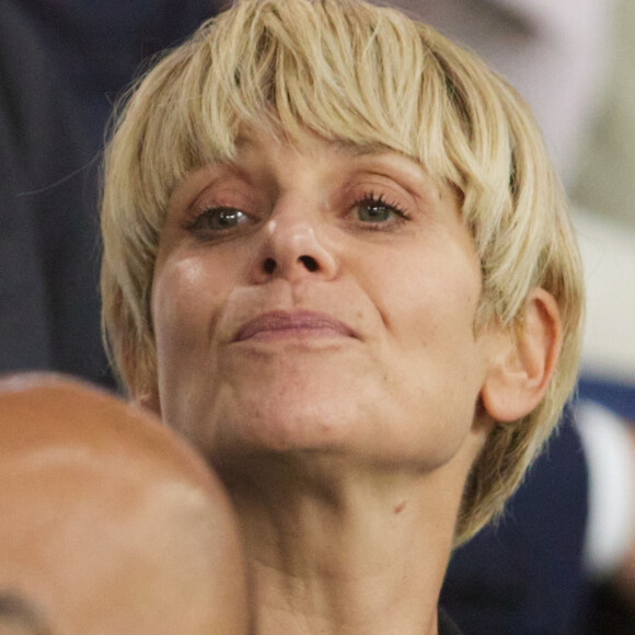 Marina Foïs en tribunes lors du match de football Ligue 1 Uber Eats opposant le Paris Saint-Germain (PSG) à l'OGC Nice au Parc des Princes à Paris, France, le 15 septembre 2023. Nice a gagné 3-2. © Cyril Moreau/Bestimage 