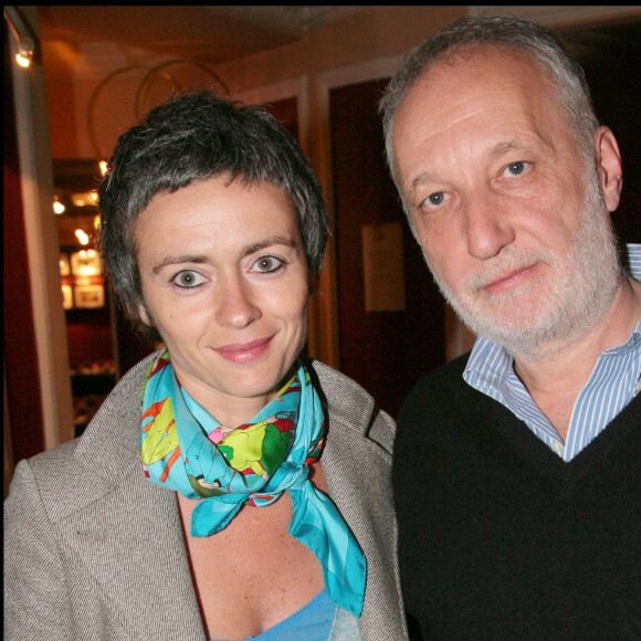 Exclusif - François Berléand et sa femme Alexia Stresi - Retransmission en direct de la pièce de théâtre de Georges Feydeau "Tailleur pour dames" depuis le théâtre Edouard VIII sur France 2.