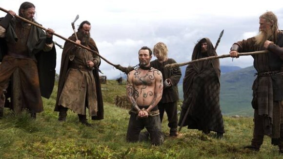 Plongez chez les Vikings avec Mads Mikkelsen... pour les 5 premières minutes du "Guerrier Silencieux" !