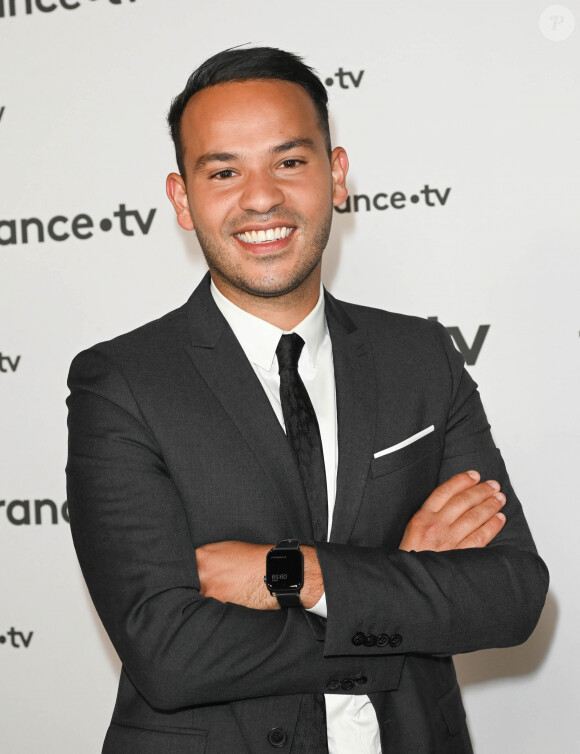 Mohamed Bouhafsi au photocall pour la conférence de presse de rentrée de France TV à la Grande Halle de la Villette à Paris, France, le 6 juillet 2022. © Coadic Guirec/Bestimage 