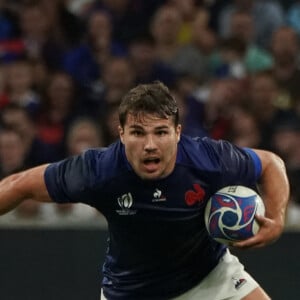 Antoine Dupont (France) - Louis van der Westhuizen (Namibie) - Coupe du Monde de Rugby France 2023 du match de Poule A entre la France et la Namibie (96-0) au stade Velodrome à Marseille le 21 septembre 2023. 