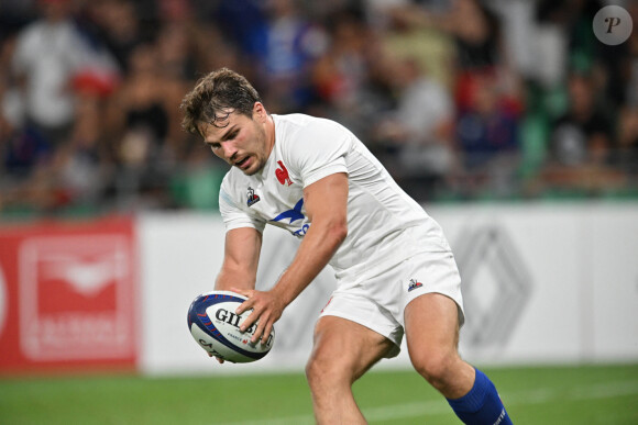 Antoine Dupont (france) - Rugby : France vs Ecosse (30-27) - Match préparatif pour la coupe du monde 2023 à Saint-Étienne le 12 août 2023. © Frédéric Chambert / Panoramic / Bestimage 