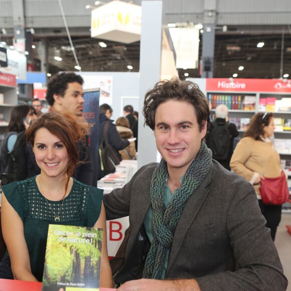 Fanny Agostini et Henri Landes auteurs de "faites le plein de nature" - Salon du Livre 2019 à la Porte de Versailles à Paris du 15 au 18 mars 2019. © Jean-Claude Woestelandt / Bestimage