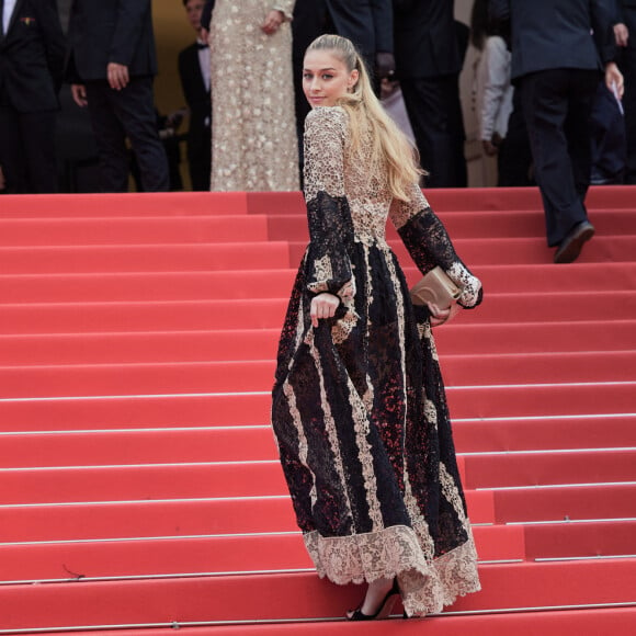 Beatrice Borromeo - Montée des marches du film " Jeanne du Barry " pour la cérémonie d'ouverture du 76ème Festival International du Film de Cannes, au Palais des Festivals à Cannes. Le 16 mai 2023 © Jacovides-Moreau / Bestimage 