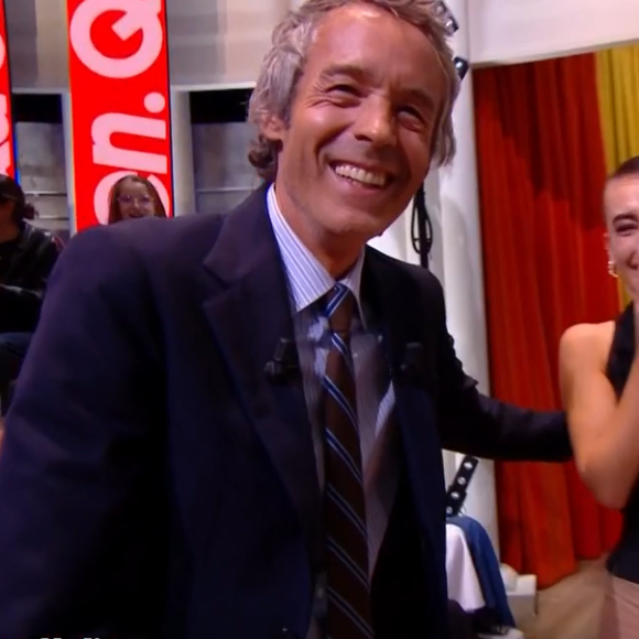 "Quotidien" : Lola découvre en direct qu'elle est prise pour la "Star Academy".