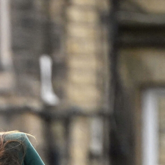 Catherine (Kate) Middleton, princesse de Galles, arrive pour visiter l'usine textile familiale "AW Hainsworth" à Leeds, Royaume Uni, le 26 septembre 2023. 