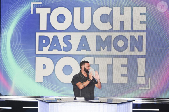 Exclusif - Cyril Hanouna - Sur le plateau de l'émission TPMP (Touche Pas à Mon Poste) présentée en direct par C.Hanouna et diffusée sur C8 - Paris le 26/09/2023 - © Jack Tribeca / Bestimage 