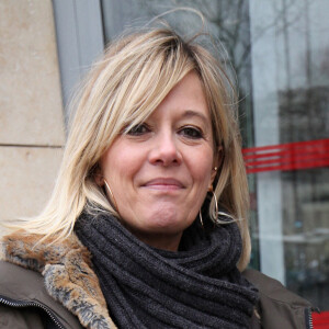Exclusif - Flavie Flament - Les célébrités quittent les studios de RTL après l'émission "Les Grosses Têtes" à Paris le 24 janvier 2023.