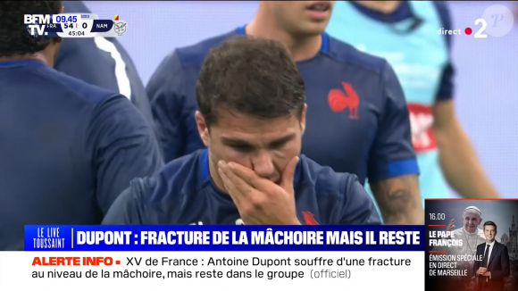 Images chocs et nouvelles d'Antoine Dupont après sa blessure contre la Namibie, "BFMTV".