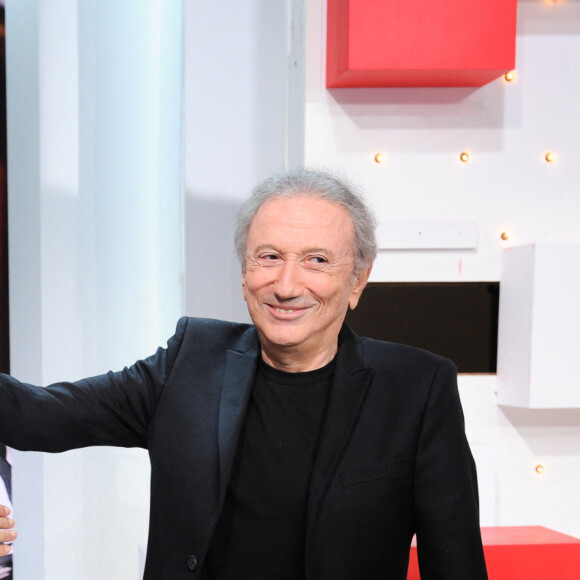 Exclusif - Virginie Hocq et Michel Drucker - Enregistrement de l'émission "Vivement Dimanche", en hommage à A.Cordy décédée le 4 septembre 2020, au Studio Gabriel, présentée par M.Drucker et diffusée sur France 3 le 1er octobre © Guillaume Gaffiot / Bestimage 