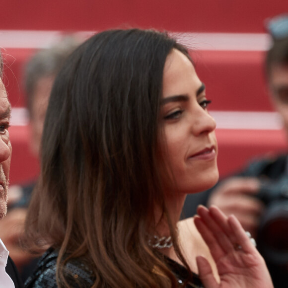 Alain Delon et sa fille Anouchka Delon lors de première du film "Une Vie Cachée Life" lors du 72ème Festival International du Film de Cannes, France, le 19 mai 2019. 