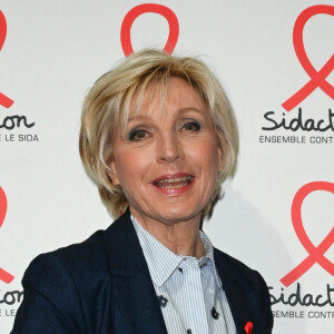 Evelyne Dhéliat - Soirée de lancement du Sidaction 2022 à la salle Wagram à Paris le 7 mars 2022. © Coadic Guirec/Bestimage