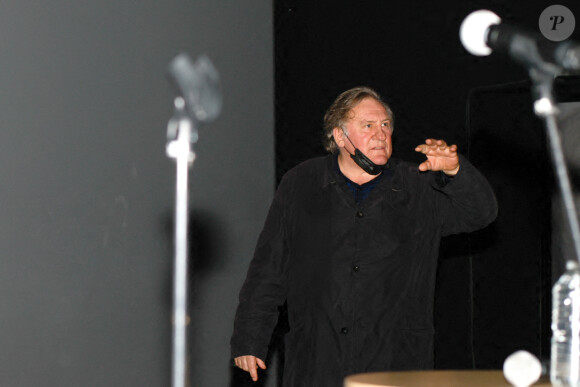 Gérard Depardieu lors du Festival Premiers Plans à Angers le 28 janvier 2022 pour la présentation du film "Umani" © Laetitia Notarianni / Bestimage