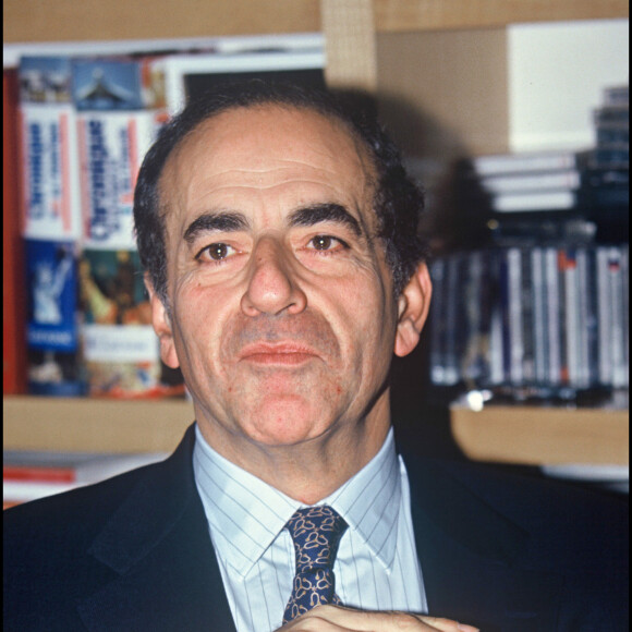 Depuis, son état ne faisait malheureusement que s'aggraver.
Jean-Pierre Elkabbach.