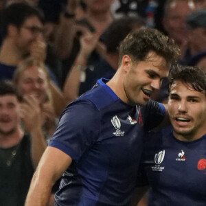 Joie - Damian Penaud (France) - Antoine Dupont (France) - Damian Penaud (France) - Coupe du Monde de Rugby France 2023 du match de Poule A entre la France et la Namibie (96-0) au stade Velodrome à Marseille le 21 septembre 2023. 