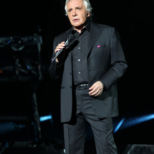 Archives - Michel Sardou en concert au Palais Nikaia à Nice le 5 mai 2011.