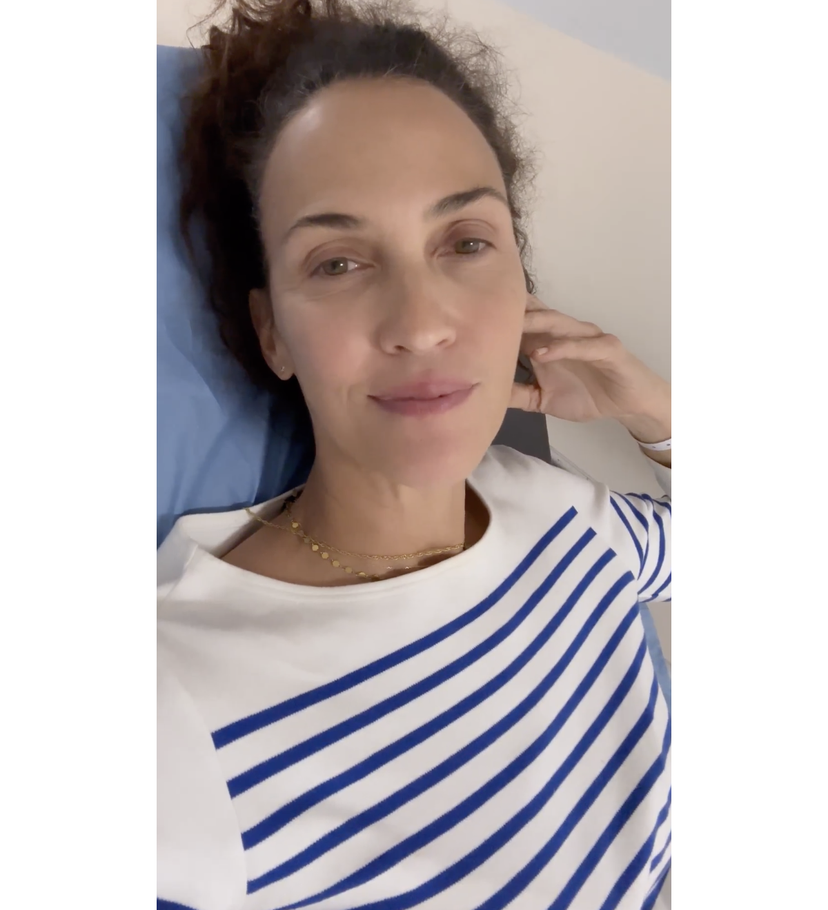 Vidéo Linda Hardy à Lhôpital Après Un Accident Survenu En Pleine Rue Instagram Purepeople 