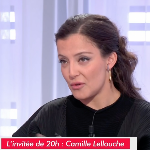 Camille Lellouche, invitée de l'émision "Clique", évoque le tremblement de terre au Maroc et sa fille avec qui elle était en danger.