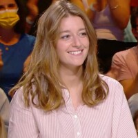 Ambre Chalumeau (TMC) : Sa maman est un personnage important de la télé qui n'a jamais voulu se montrer