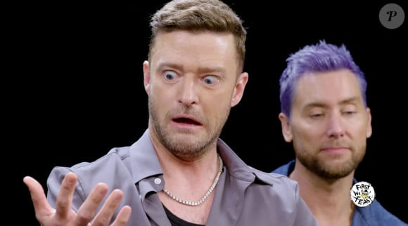 Dans un extrait obtenu par People, elle explique notamment que son histoire d'amour avec Justin Timberlake a été abîmée le jour où elle est tombée enceinte de lui.
Justin Timberlake dans l'émission "Hot Ones". Los Angeles.