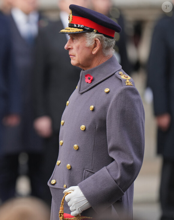 Un choix que ne verrait pas le Souverain d'un très bon oeil... 
Le roi Charles III d'Angleterre - Les membres de la famille royale d'Angleterre et les personnalités lors du "Remembrance Sunday Service" à Londres le 13 novembre 2022. 