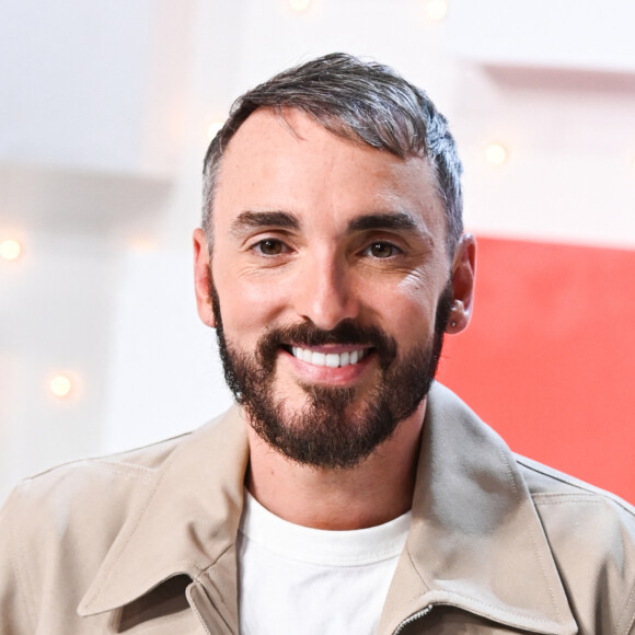 Tout comme le chanteur Christophe Willem.
Exclusif - Christophe Willem - Enregistrement de l'émission Vivement dimanche au studio Gabriel, présentée par M.Drucker et diffusée sur France 3 le 22 octobre 2023. © Guillaume Gaffiot / Bestimage