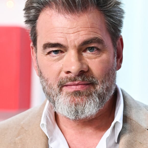 Exclusif - Clovis Cornillac - Enregistrement de l'émission Vivement dimanche au studio Gabriel, présentée par M.Drucker et diffusée sur France 3 le 22 octobre 2023. © Guillaume Gaffiot / Bestimage