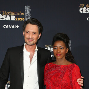 Vincent Cerutti et sa compagne Hapsatou Sy lors du photocall lors de la 45ème cérémonie des César à la salle Pleyel à Paris le 28 février 2020 © Dominique Jacovides / Olivier Borde / Bestimage