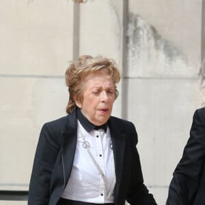 Marthe Mercadier et sa fille Véronique - Obsèques de Pierre Mondy en l'église Saint-Honoré d'Eylau à Paris le 20 septembre 2012