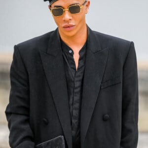 Olivier Rousteing arrive au défilé de mode masculine prêt-à-porter printemps-été 2022 Dior x Travis Scott à Paris, France, le 25 juin 2021.