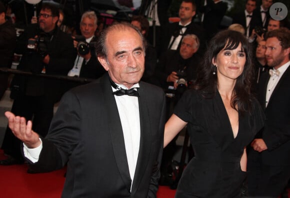 Après s'être battu contre un cancer du système nerveux, Richard Bohinger remonte sur scène.
Archives - Richard Bohringer et sa fille Romane Bohringer lors du Festival de Cannes 2012.