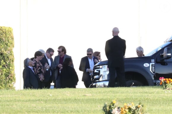 Les obsèques de Matthew Perry se sont déroulées six jours après son décès
EXCLU - Obsèques de Matthew Perry à l'église de Forest Lawn, dans le quartier de The Hills à Los Angeles
