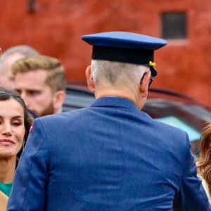 La reine Letizia, la princesse Mary et le prince Frederik - Le roi Felipe VI, en visite d'état au Danemark, dépose une gerbe au monument national danois du souvenir à Kastellet, à Copenhague le 7 novembre 2023. 