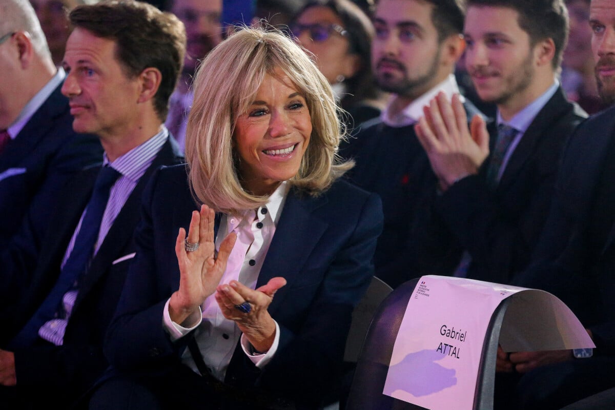 Photo : Brigitte Macron, Première Dame Française Lors De La Journée ...