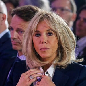 Brigitte Macron, Première Dame française lors de la journée nationale de la lutte contre le harcèlement à l'école au lycée Pierre-Gilles de Gennes - ENCPB à Paris, France, le 7 novembre 2023. © Jonathan Rebboah/Panoramic/Bestimage