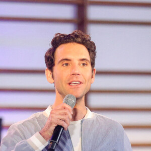 Le chanteur Mika lors de la journée nationale de la lutte contre le harcèlement à l'école au lycée Pierre-Gilles de Gennes - ENCPB à Paris, France, le 7 novembre 2023. © Jonathan Rebboah/Panoramic/Bestimage