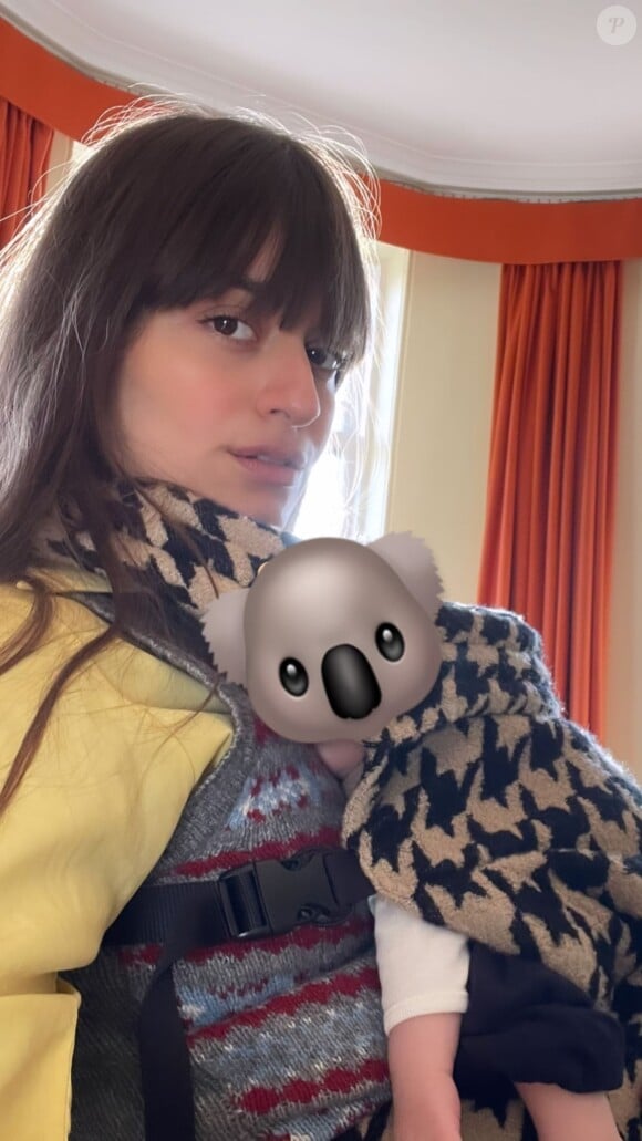 Un adorable trésor dont elle a protégé le visage avec un emoji "Koala"
Clara Luciani dévoile une nouvelle image de son adorable petit garçon, son premier enfant