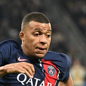 Kylian Mbappé - Match de football en ligue des champions (champions league) : Le PSG remporte la victoire 3-0 face à l'AC Milan au Parc des Princes à Paris le 25 octobre 2023. © Maoctou / Panoramic / Bestimage