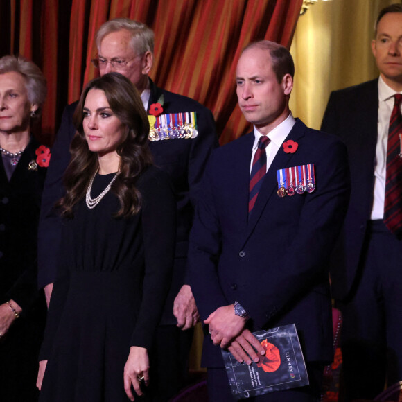 Tous les deux étaient en effet assez froids ce week-end. 
Catherine Kate Middleton, princesse de Galles, le prince William, prince de Galles - La famille royale assiste au Royal British Legion Festival of Remembrance au Royal Albert Hall à Londres le 11 novembre 2023. 