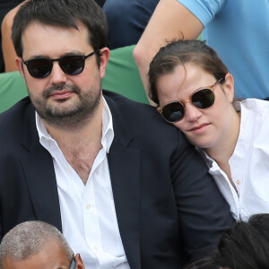 Jean-François Piège et sa femme Elodie Tavares (enceinte) - People au village des Internationaux de France de tennis de Roland Garros à Paris. Le 29 mai 2015 