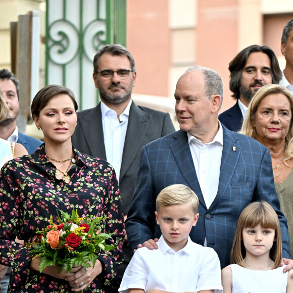 Le prince Albert II de Monaco, sa femme la princesse Charlene et leurs enfants, le prince héréditaire Jacques et la princesse Gabriella, accompagnés de Charlotte Casiraghi, de son fils Raphaël Elmaleh, de Dimittri Rassam, son mari et de leur fils Balthazar, entourés des membres du Conseil Municipal ont participé au traditionnel pique-nique des Monégasques " U Cavagnëtu " au parc Princesse Antoinette, à Monaco, le 9 septembre 2023.