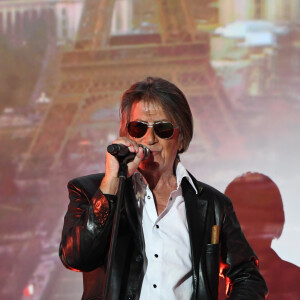 Jacques Dutronc - Soirée de la 9ème édition du "Etam Live Show" (Etam Lingerie) lors de la fashion week à Paris, le 27 septembre 2016. La marque Etam fête ses 100 ans en 2016. © Rachid Bellak/Bestimage 