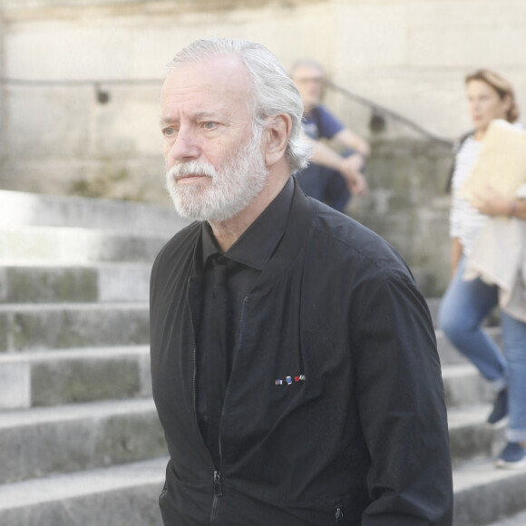 Francis Huster - Obsèques de Catherine Lachens en l'église Saint-Roch à Paris le 7 octobre 2023. © Christophe Clovis/Bestimage 