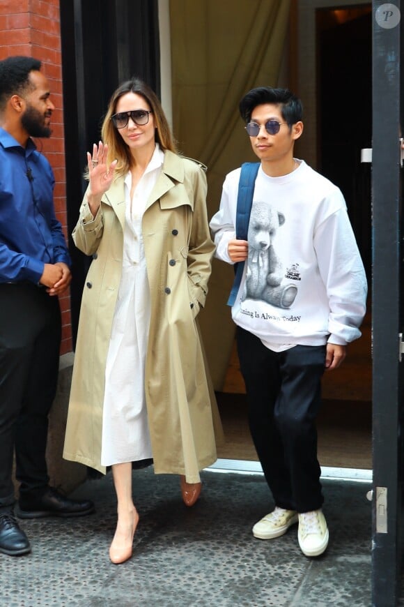 Angelina Jolie et son fils Pax Thien à New York.