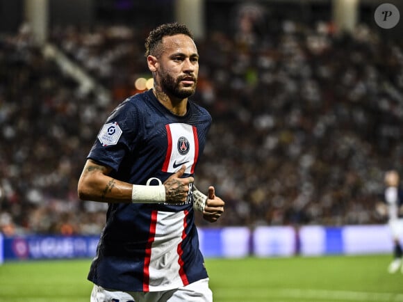 "Je me suis retrouvée sans aucun soutien", raconte-t-elle
 
Neymar Jr (psg) - Match de football en ligue 1 Uber Eats entre Toulouse et le PSG (0-3) à Toulouse le 31 aout 2022.