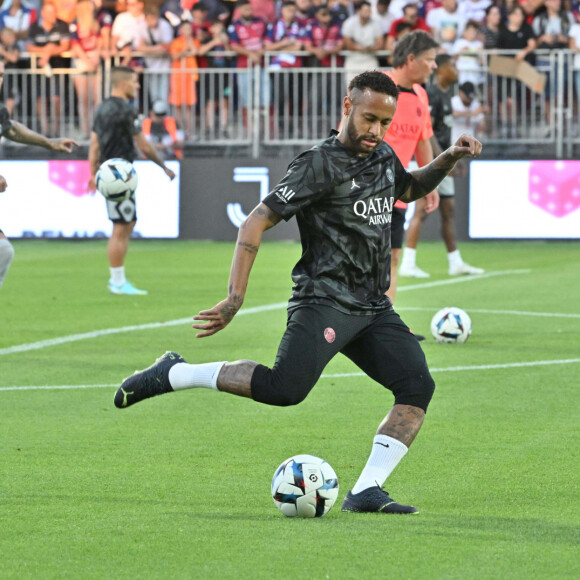 Neymar - Match de foot ligue 1 Uber Eats Clermont-Ferrand Vs PSG (Paris Saint-Germain) 0-5 à Clermont-Ferrand le 6 août 2022. © Frédéric Chambert /Panoramic / Bestimage
